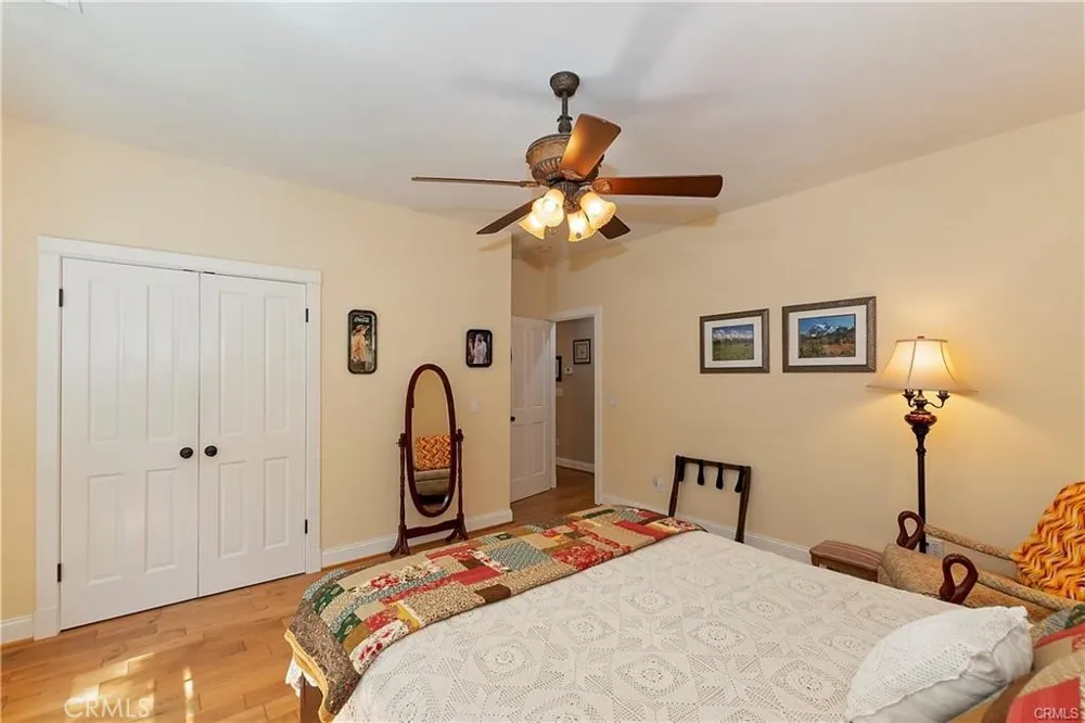 26548 Blackfoot E Rimforest, CA 92378
