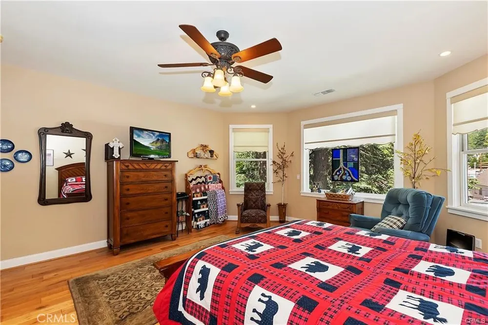 26548 Blackfoot E Rimforest, CA 92378