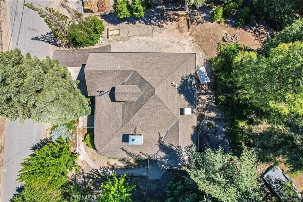 26548 Blackfoot E Rimforest, CA 92378