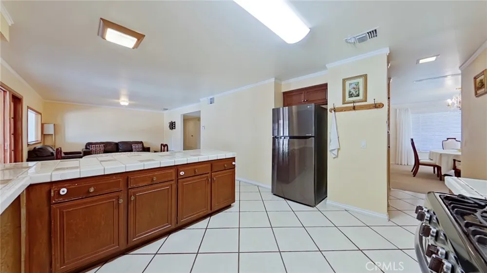 814 Lisa Street Palmdale, CA 93551