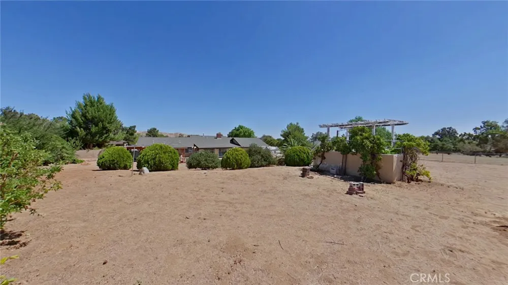 814 Lisa Street Palmdale, CA 93551
