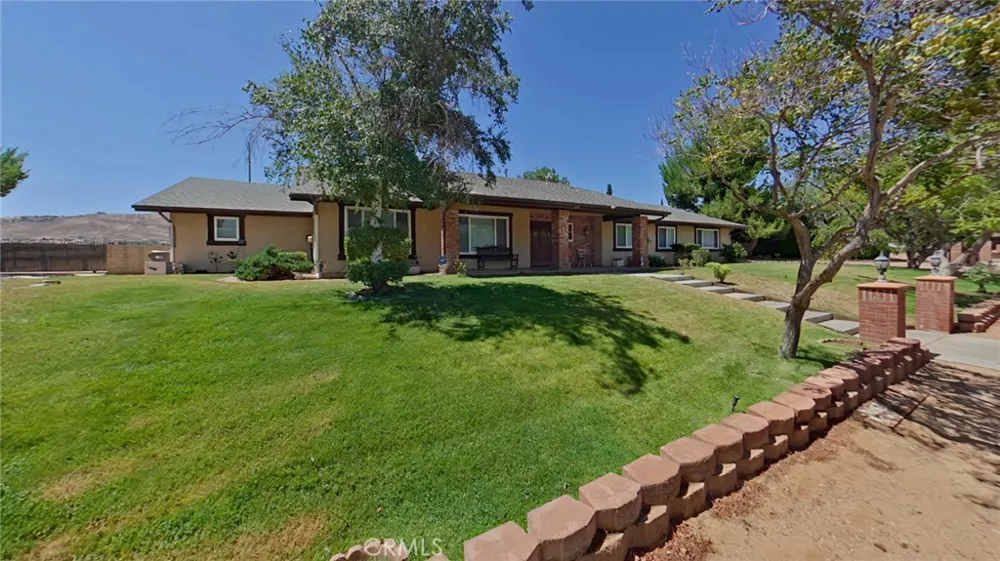 814 Lisa Street Palmdale, CA 93551