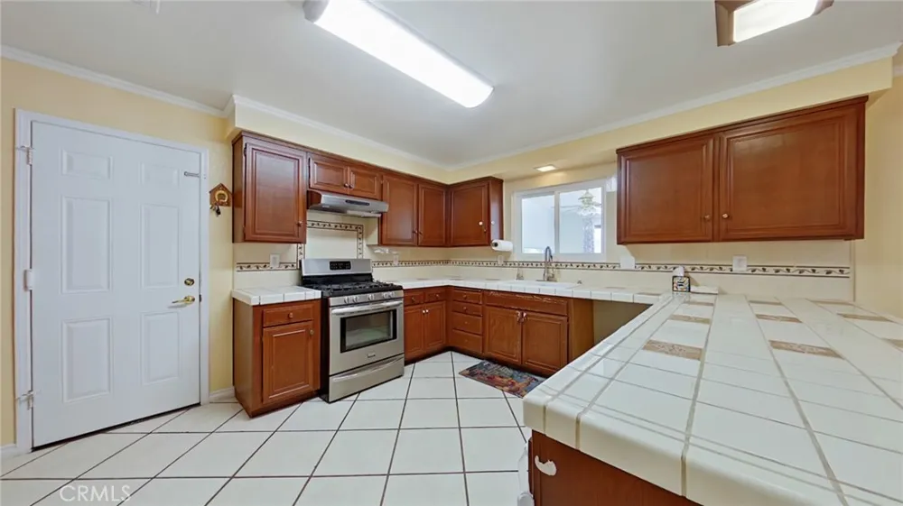 814 Lisa Street Palmdale, CA 93551