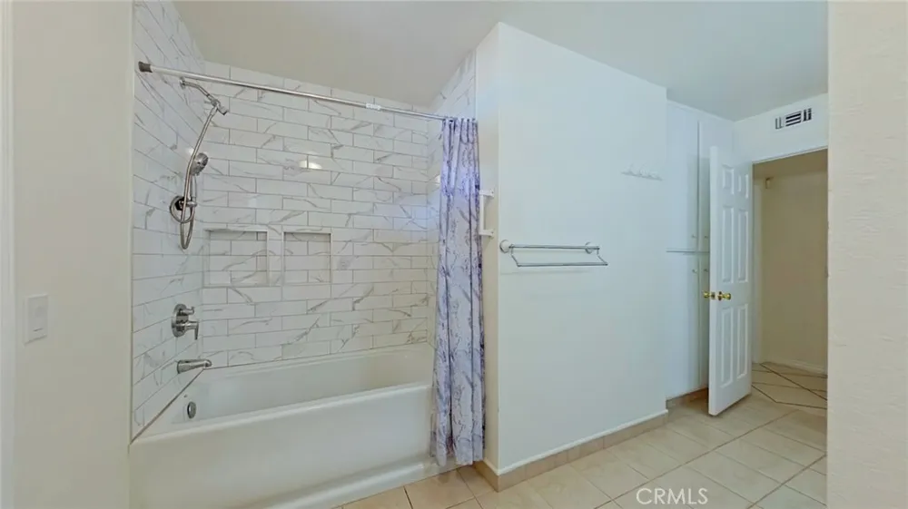 814 Lisa Street Palmdale, CA 93551
