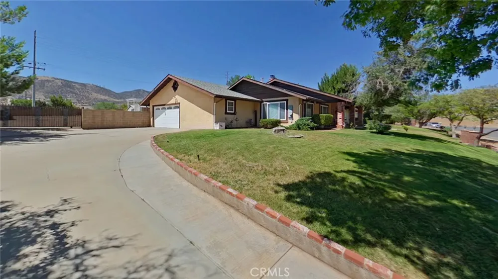 814 Lisa Street Palmdale, CA 93551