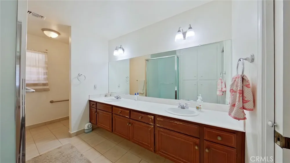 814 Lisa Street Palmdale, CA 93551
