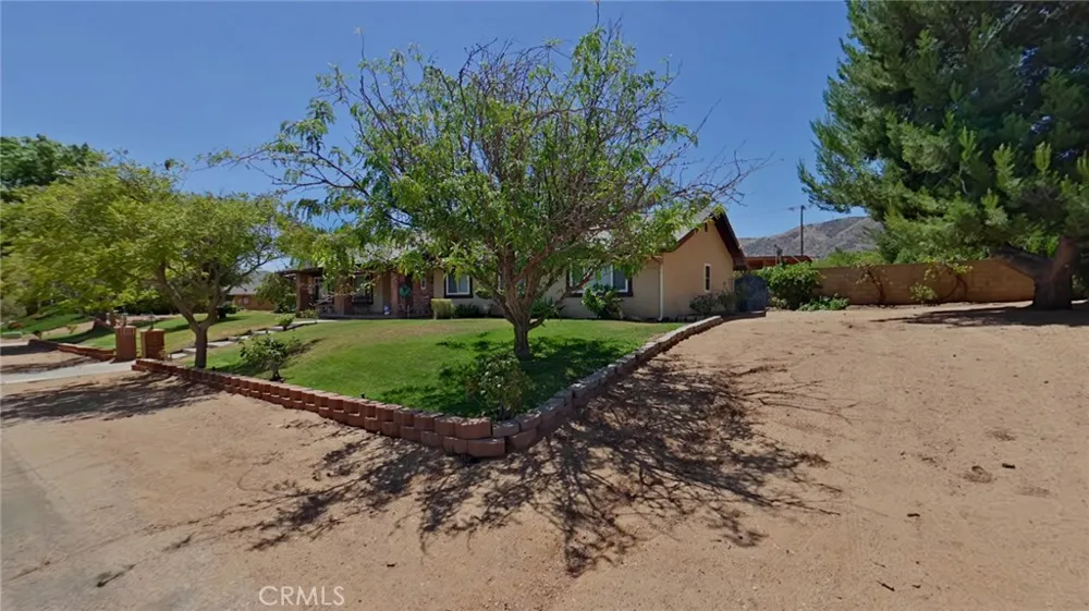 814 Lisa Street Palmdale, CA 93551