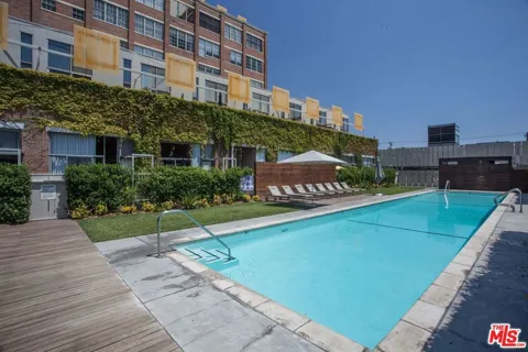 1850 Industrial Street #607