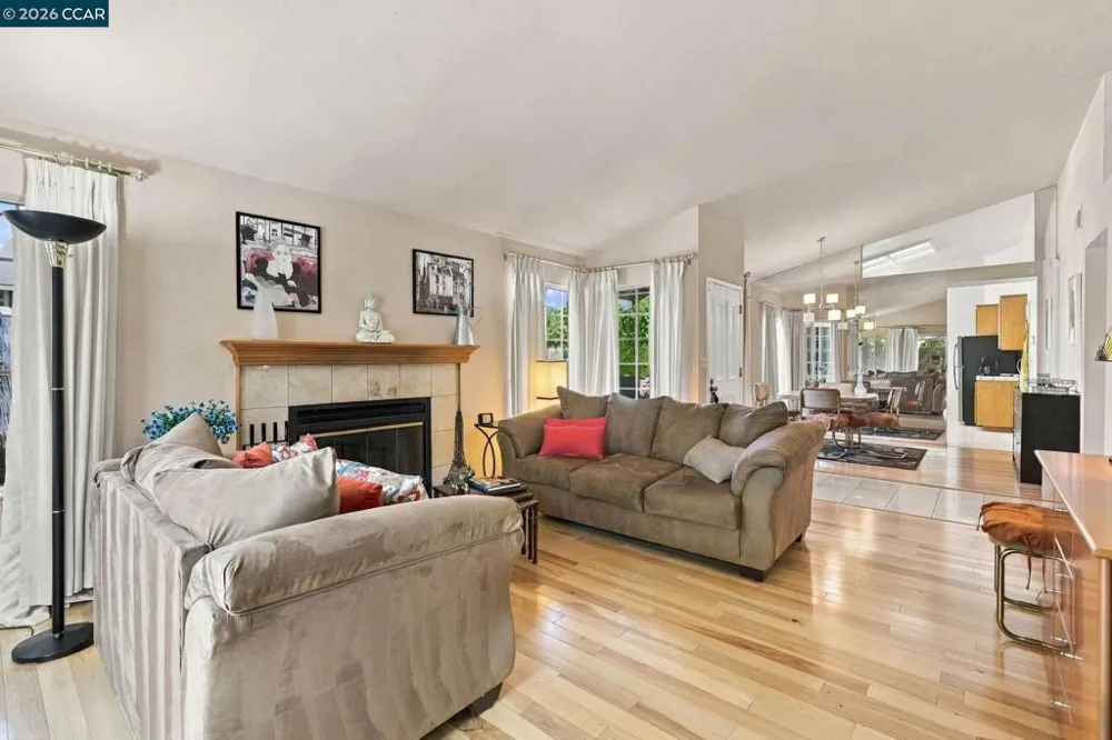 330 Aguilar Pl Pittsburg, CA 94565