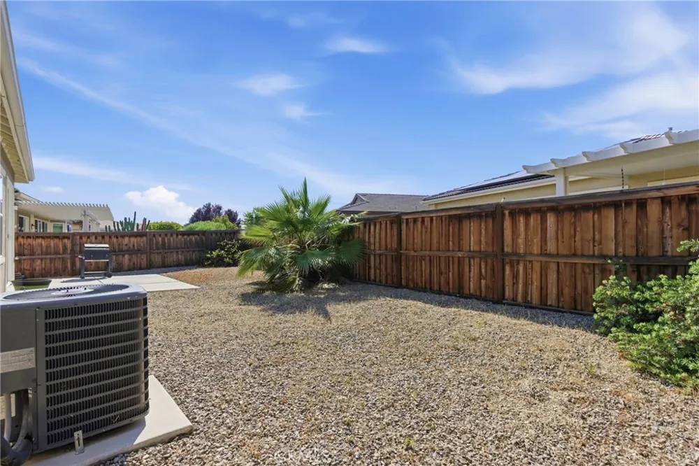 9810 Richland Hills Lane Bakersfield, CA 93306
