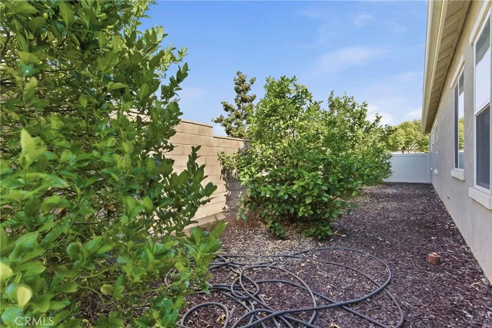 9810 Richland Hills Lane Bakersfield, CA 93306