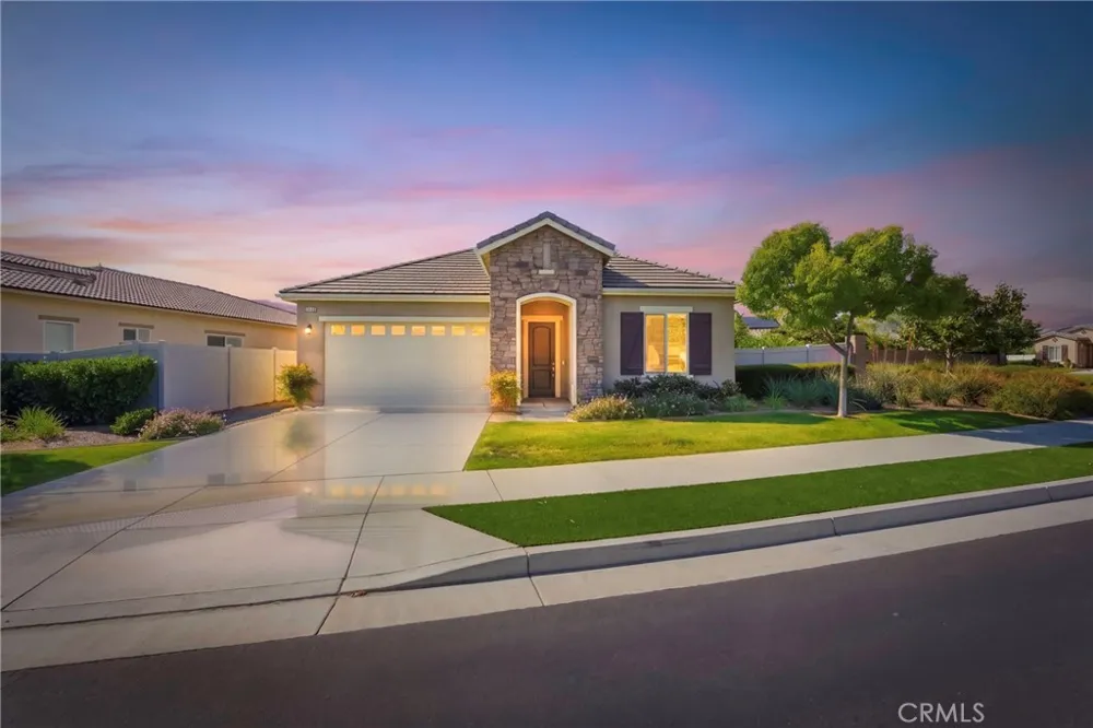 9810 Richland Hills Lane Bakersfield, CA 93306