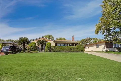 347 W Leeside