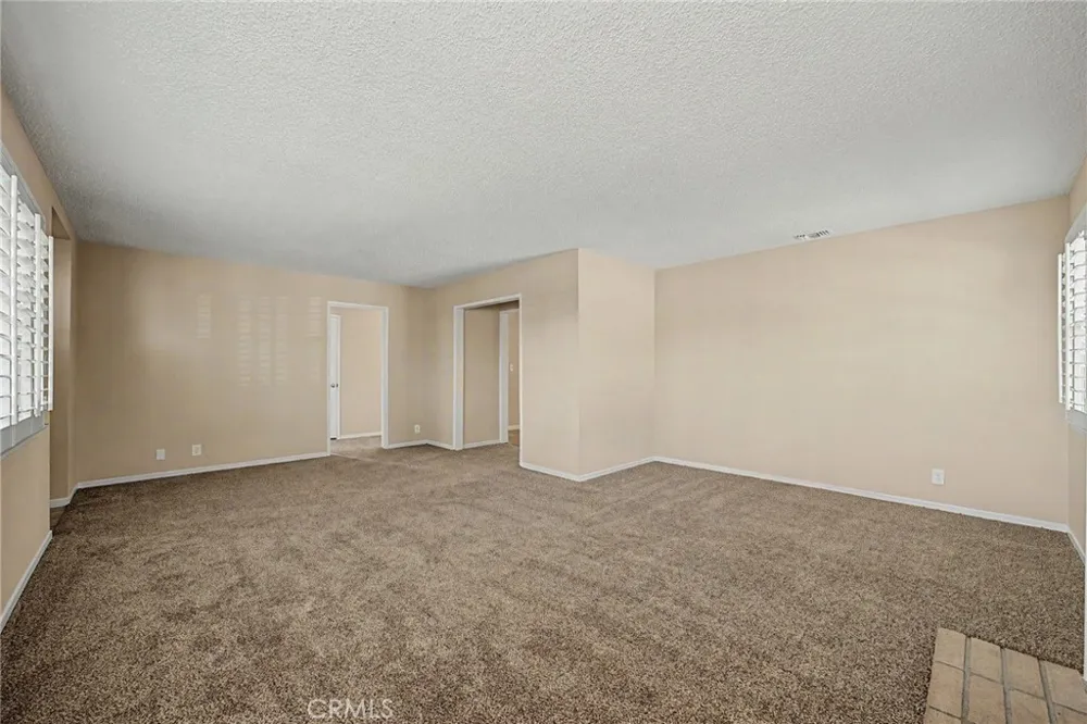 347 W Leeside Glendora, CA 91741