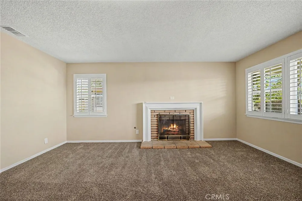 347 W Leeside Glendora, CA 91741