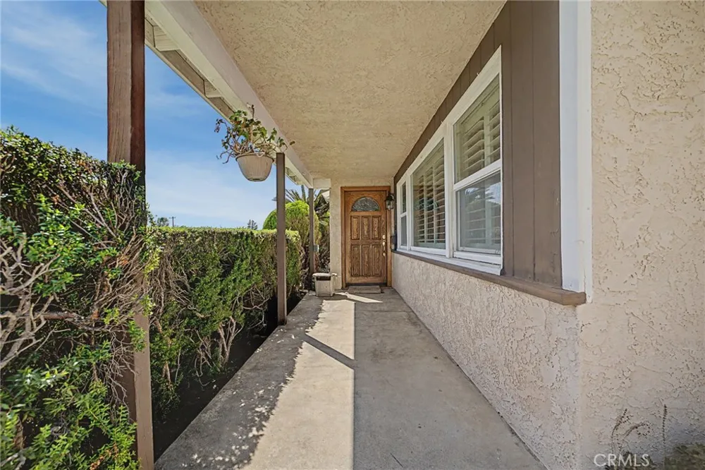 347 W Leeside Glendora, CA 91741