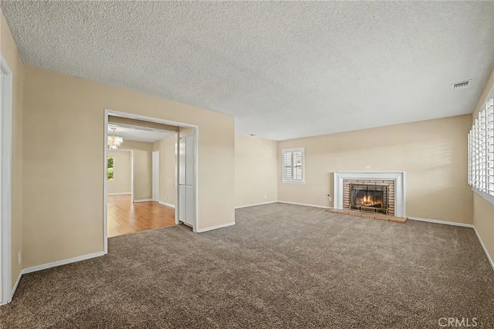 347 W Leeside Glendora, CA 91741