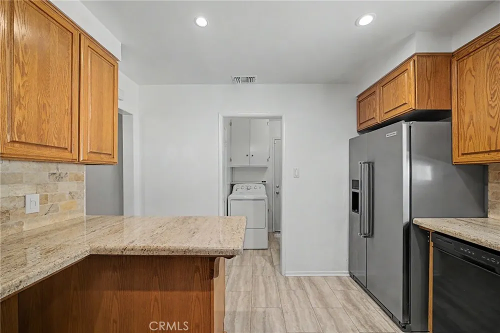 347 W Leeside Glendora, CA 91741