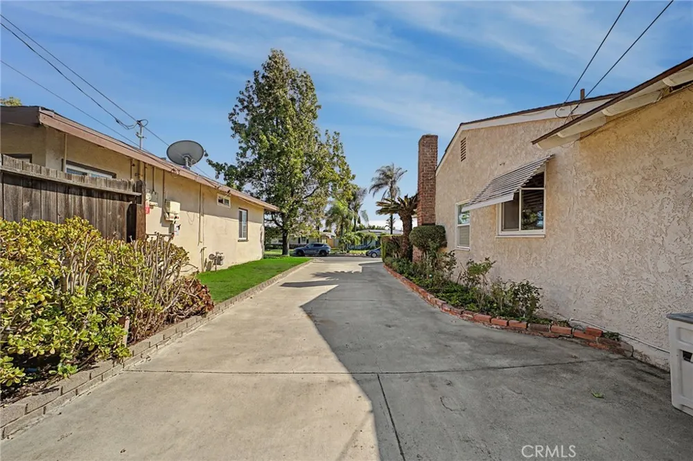 347 W Leeside Glendora, CA 91741