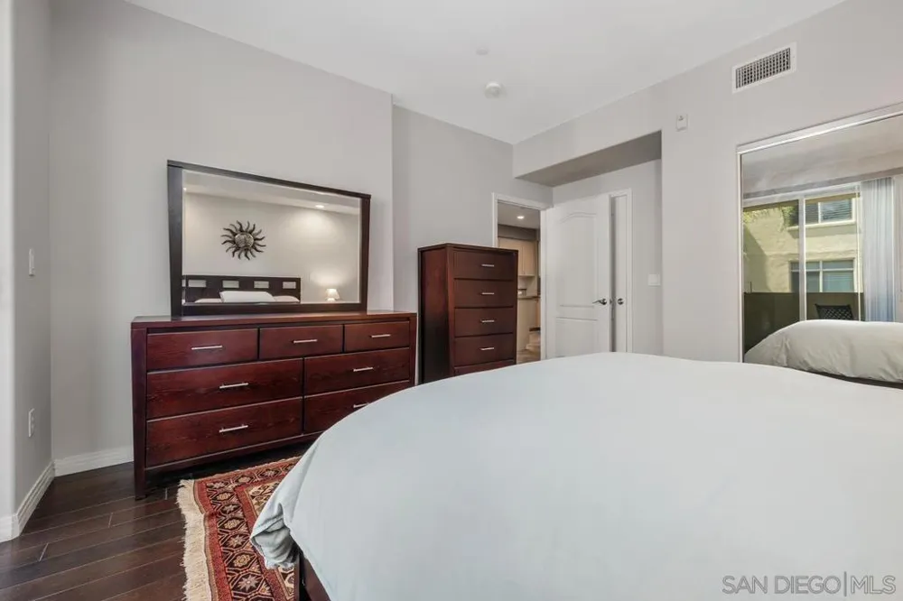 8275 Station Village Ln., #3305 San Diego, CA 92108