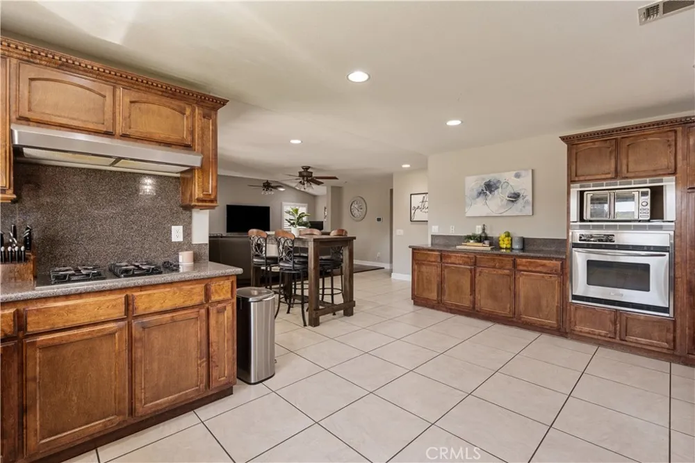 1150 W Aster Street Upland, CA 91786