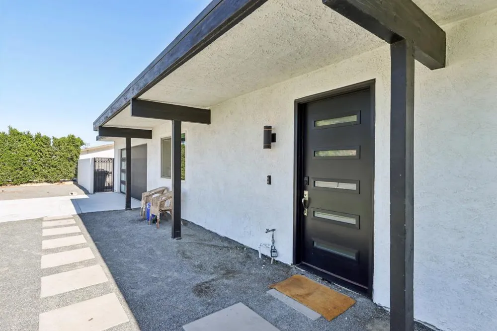 3010 Chuperosa Road Palm Springs, CA 92262
