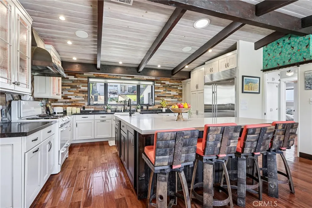 224 Vista Del Parque Torrance, CA 90277