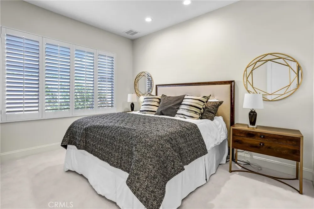333 White Horse Trail Palm Desert, CA 92211