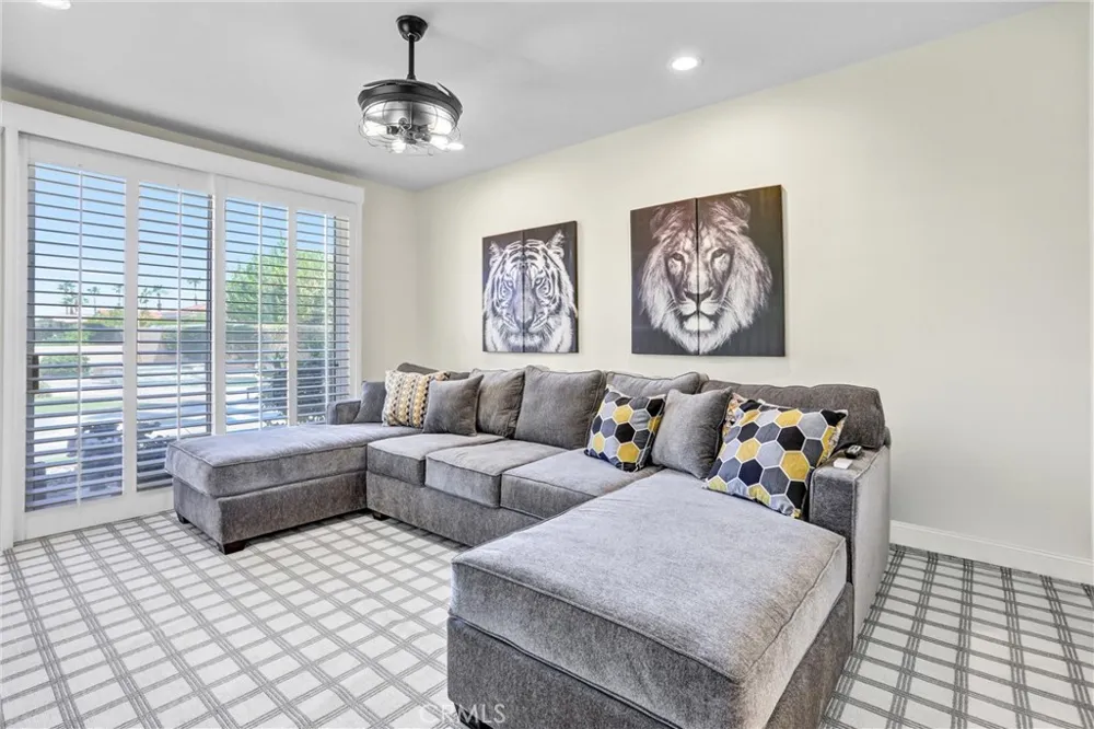 333 White Horse Trail Palm Desert, CA 92211