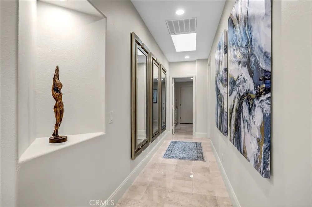 333 White Horse Trail Palm Desert, CA 92211