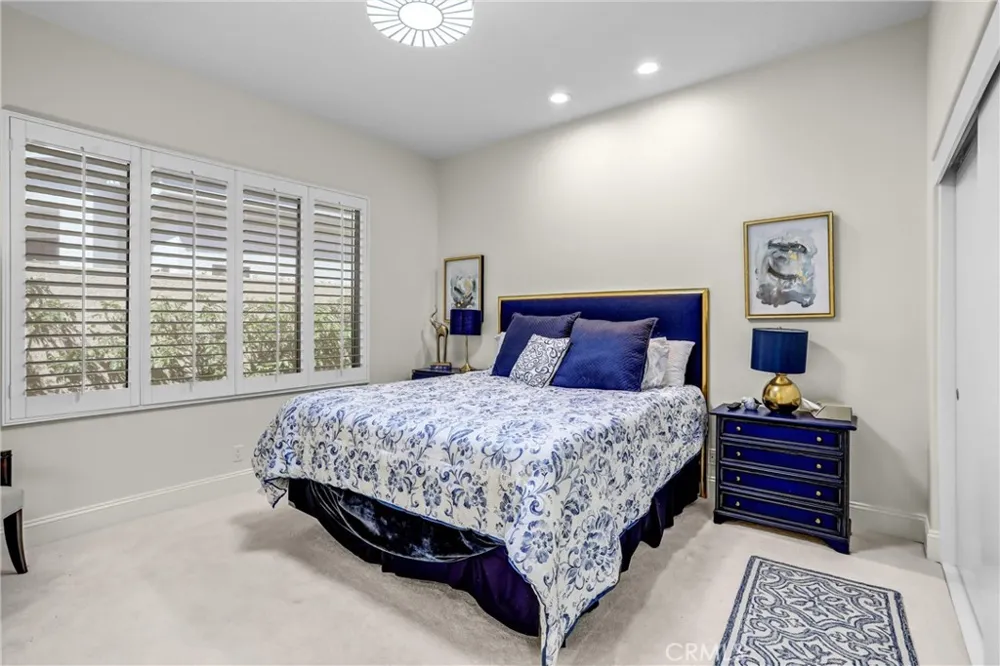 333 White Horse Trail Palm Desert, CA 92211