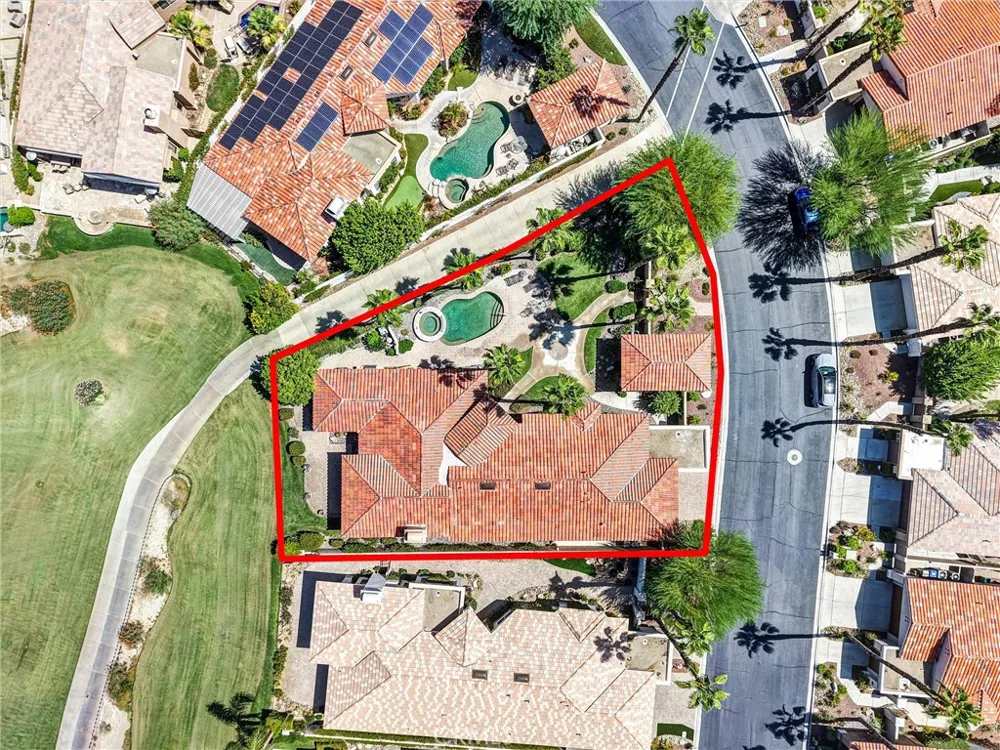 333 White Horse Trail Palm Desert, CA 92211