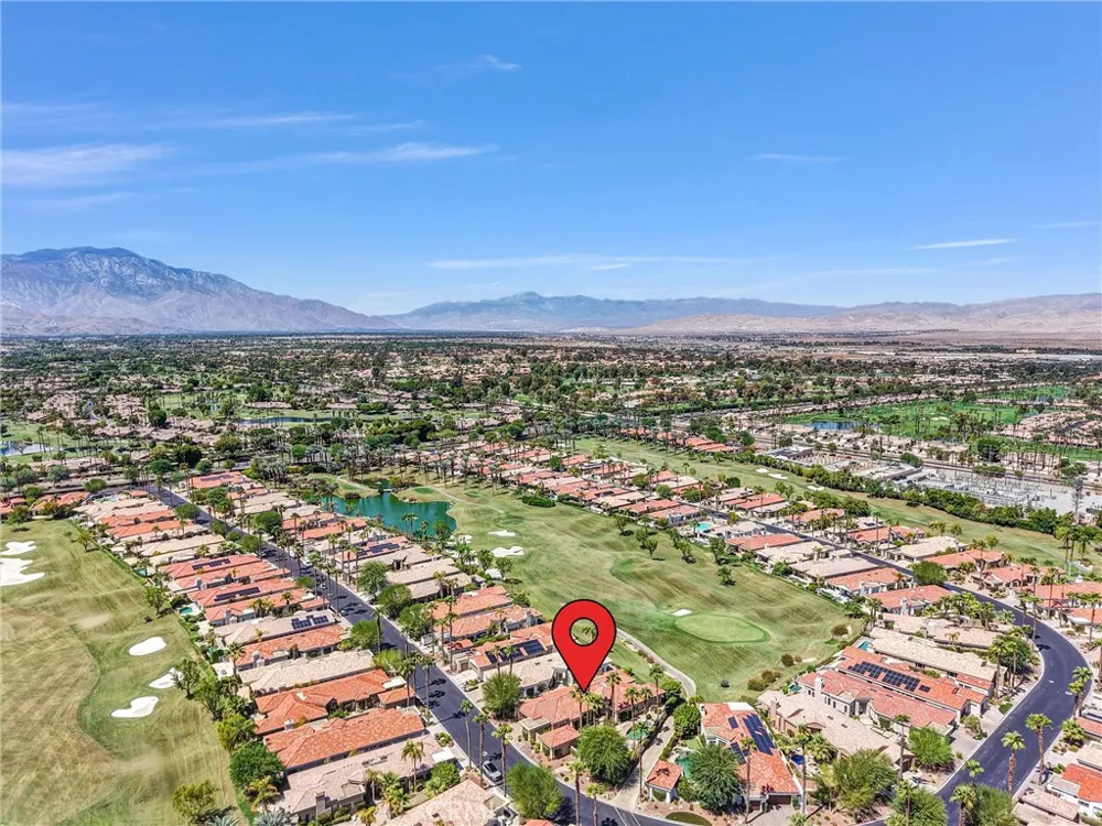 333 White Horse Trail Palm Desert, CA 92211
