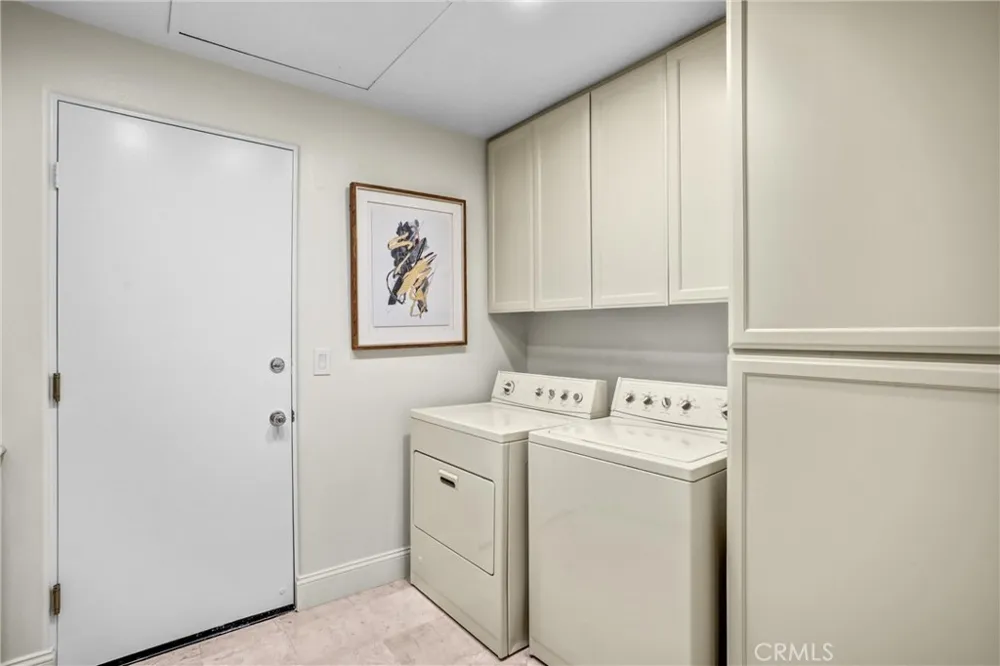 333 White Horse Trail Palm Desert, CA 92211