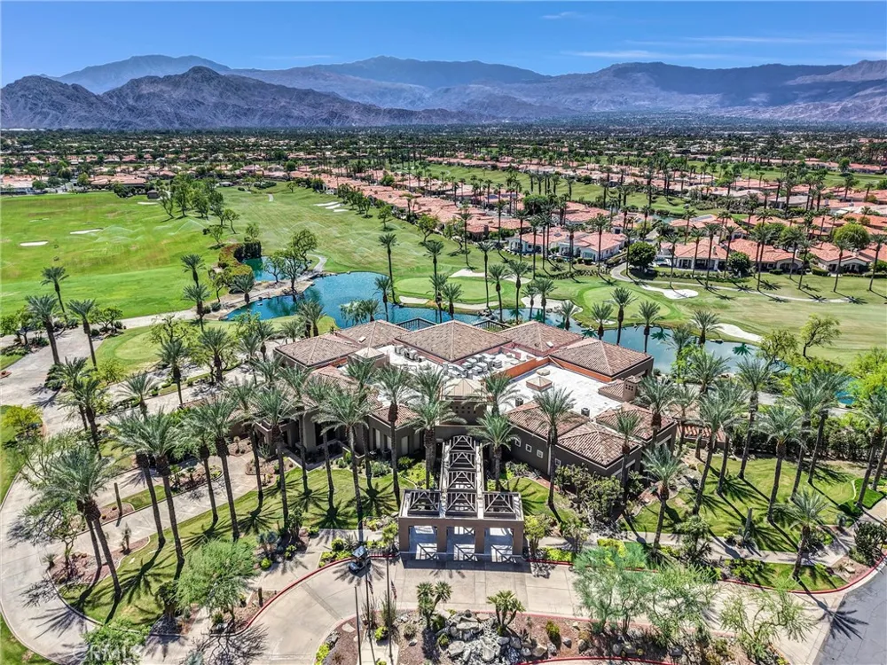333 White Horse Trail Palm Desert, CA 92211