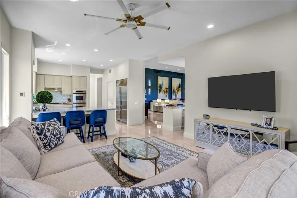 333 White Horse Trail Palm Desert, CA 92211