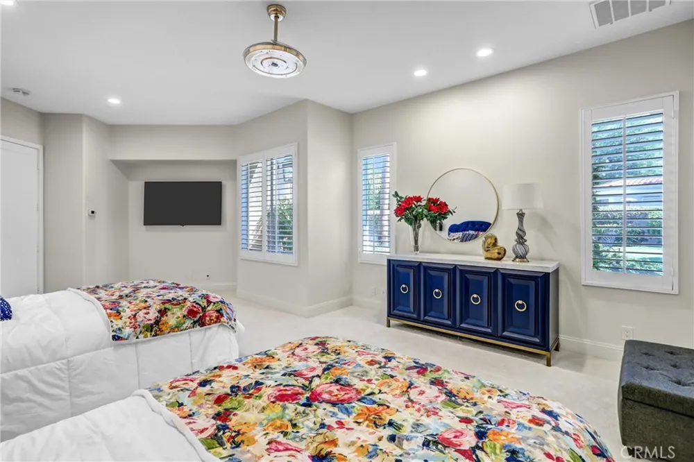 333 White Horse Trail Palm Desert, CA 92211