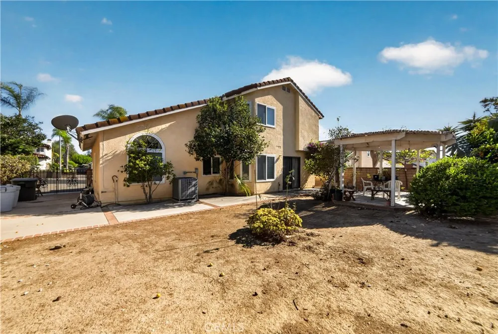 19061 Gold Walnut, CA 91789