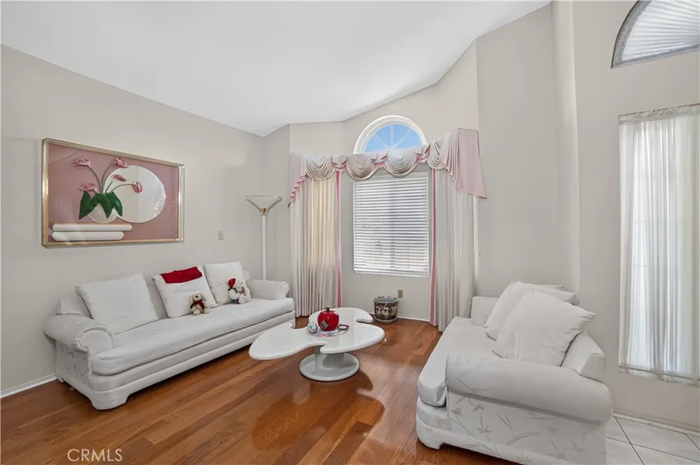 19061 Gold Walnut, CA 91789