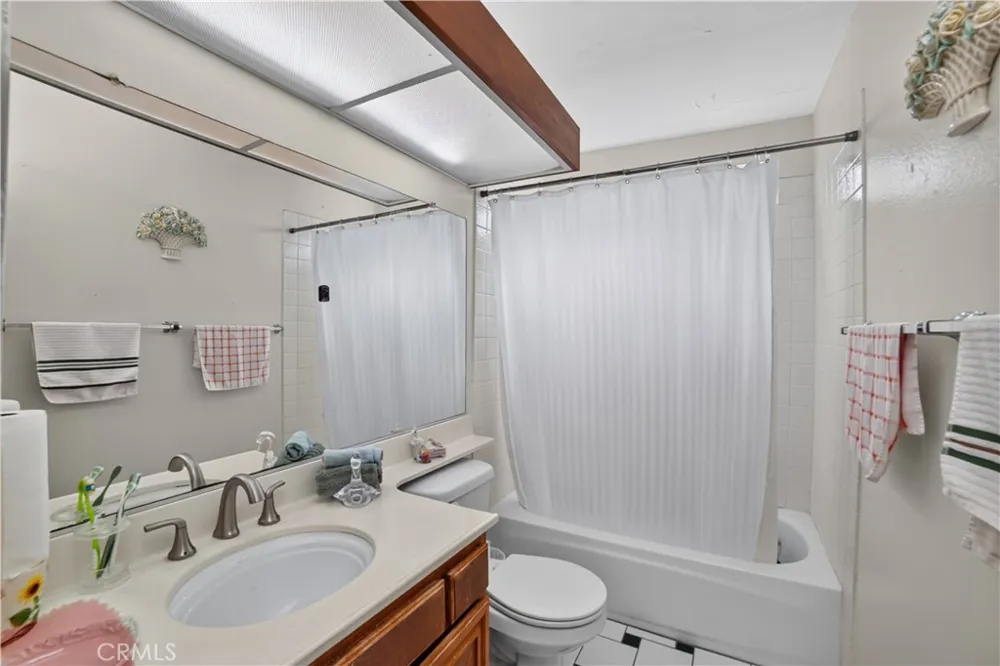 19061 Gold Walnut, CA 91789