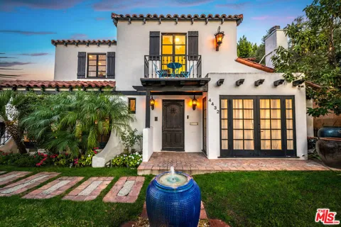 4432 Forman Avenue