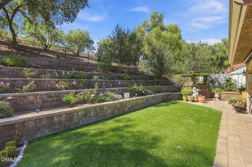 1085 Paquita Street Camarillo, CA 93012