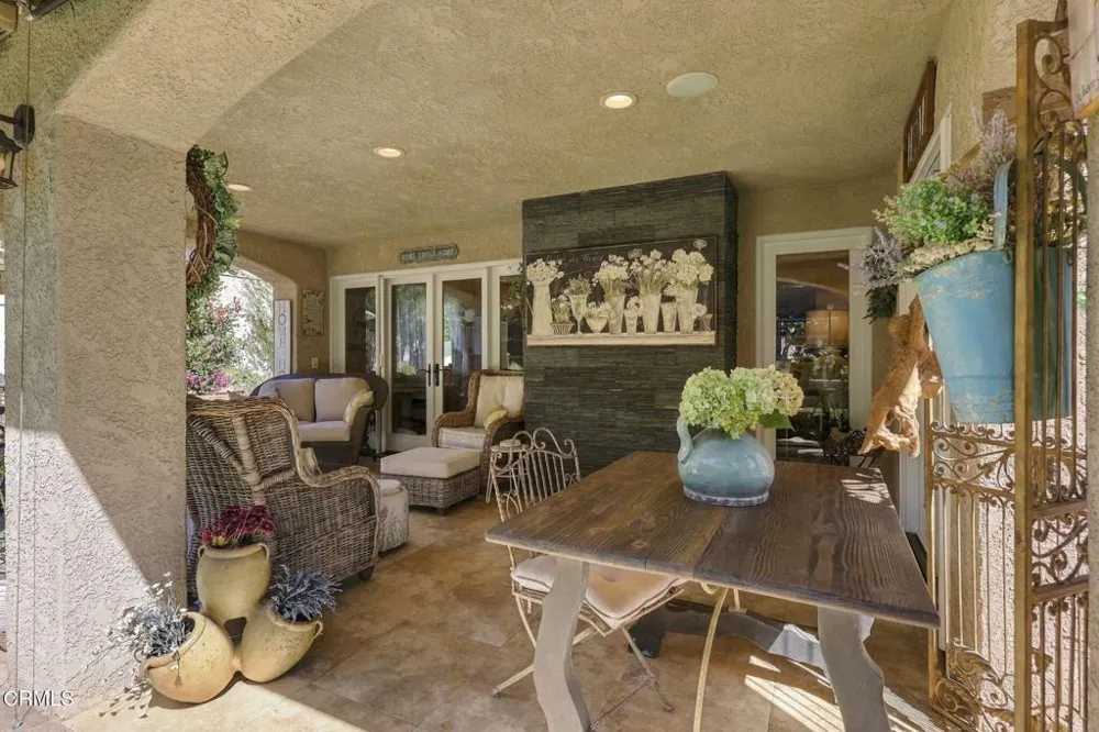 1085 Paquita Street Camarillo, CA 93012