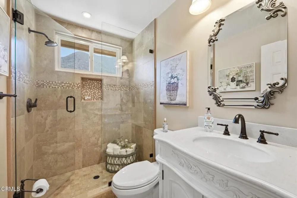 1085 Paquita Street Camarillo, CA 93012