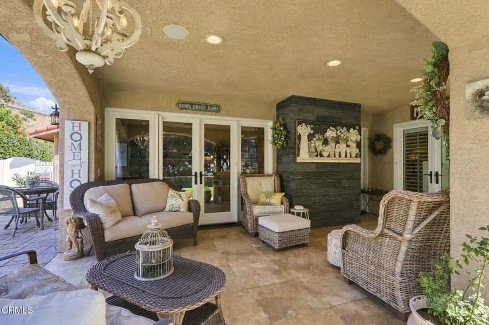 1085 Paquita Street Camarillo, CA 93012