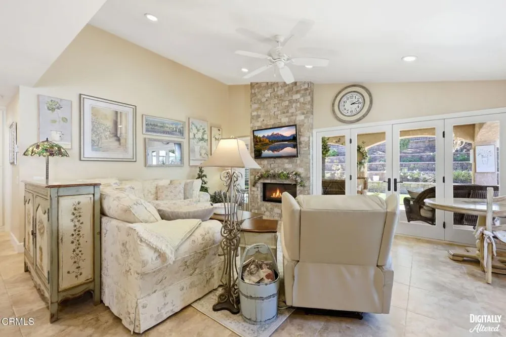 1085 Paquita Street Camarillo, CA 93012