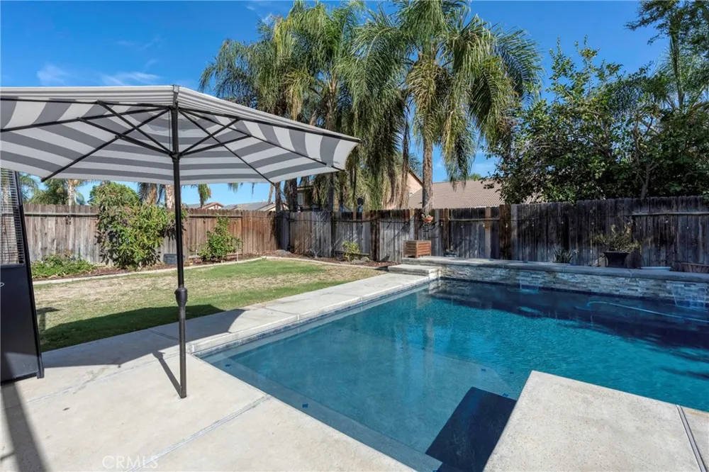 12206 Mezzadro Avenue Bakersfield, CA 93312