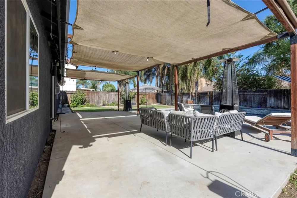 12206 Mezzadro Avenue Bakersfield, CA 93312