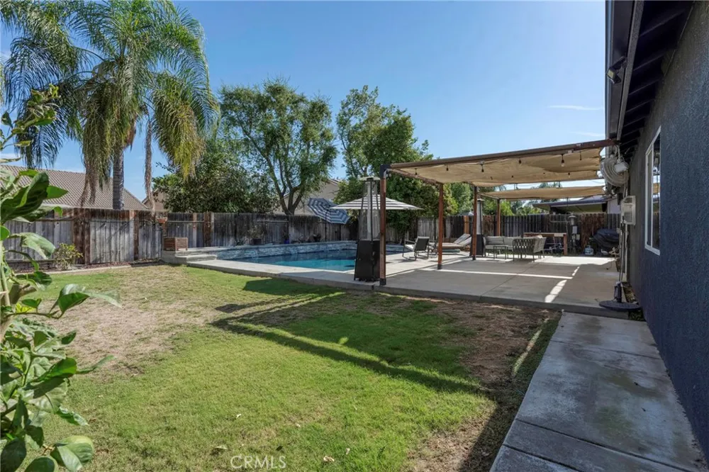 12206 Mezzadro Avenue Bakersfield, CA 93312