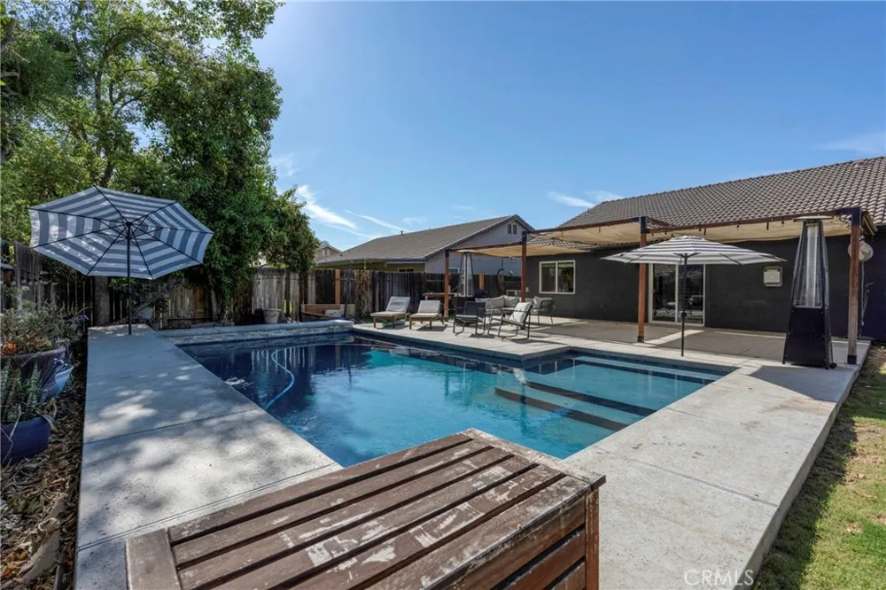 12206 Mezzadro Avenue Bakersfield, CA 93312
